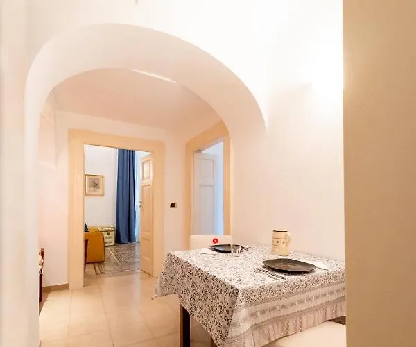 Appartamento Antica Dimora Lombardi 1 *